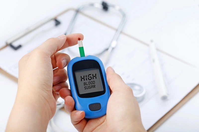 what do people with diabetes experience