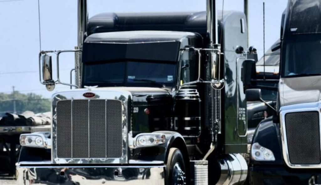 Trucking Companies With Peterbilt Fleets