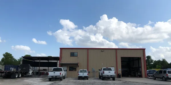 Top Flight Trucking Insurance Group Llc: Comprehensive Coverage for Truckers