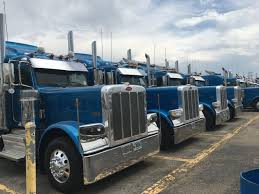 Trucking Companies That Use W900 Or 389 Peterbilt
