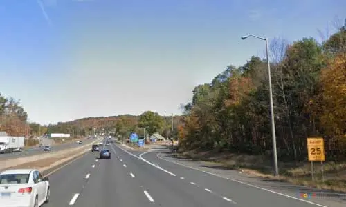 Truck Stops On I-84 In Connecticut: Driver Guide