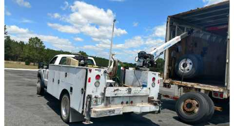 Mobile Semi Truck Tire Service: Fast Roadside Help