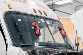 Windshield Repair For Semi Truck: Costs & Quick Fix Guide