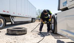 Mobile Tire Repair Semi Truck: Fast Roadside Help